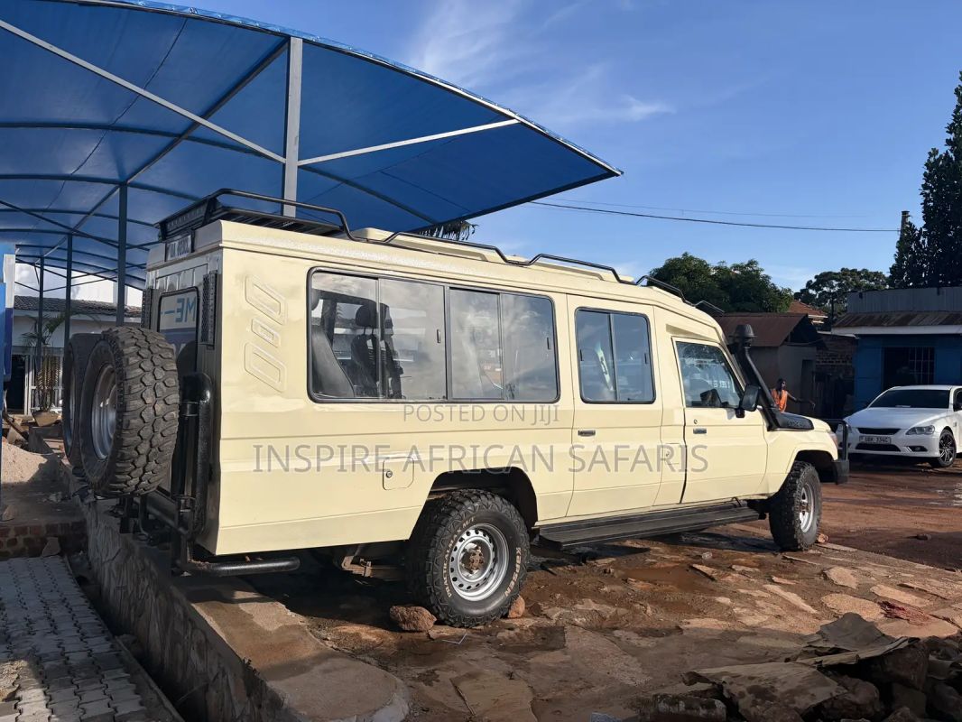 Toyota Land Cruiser 1999 - Image 9