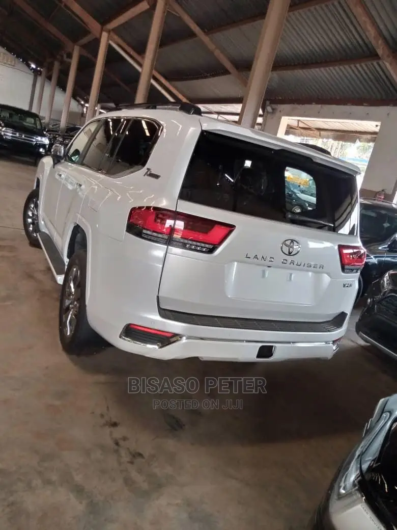 Toyota Land Cruiser 2022