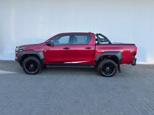 Toyota Hilux 2023 - Image 6