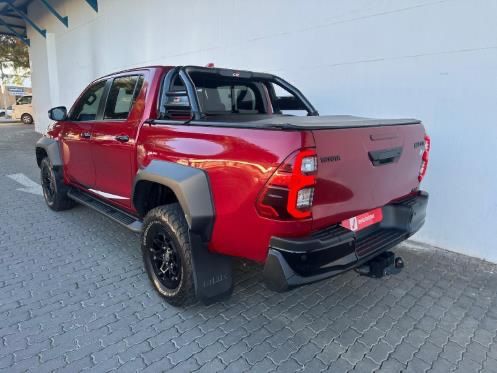 Toyota Hilux 2023 - Image 9