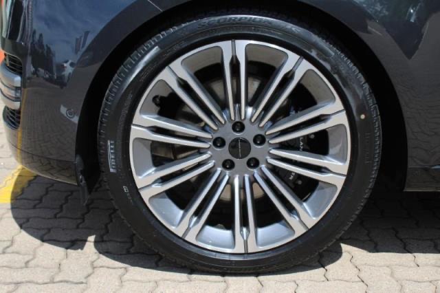 Land Rover Range Rover 2023 - Image 11