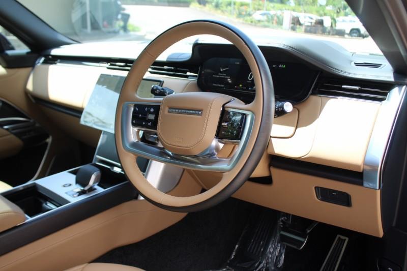 Land Rover Range Rover 2023 - Image 14