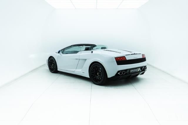 Lamborghini Gallardo 2010 - Image 11