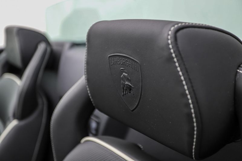 Lamborghini Gallardo 2010 - Image 14