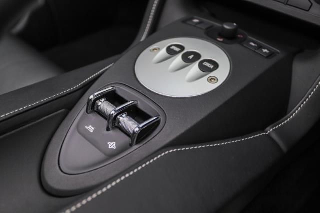 Lamborghini Gallardo 2010 - Image 2
