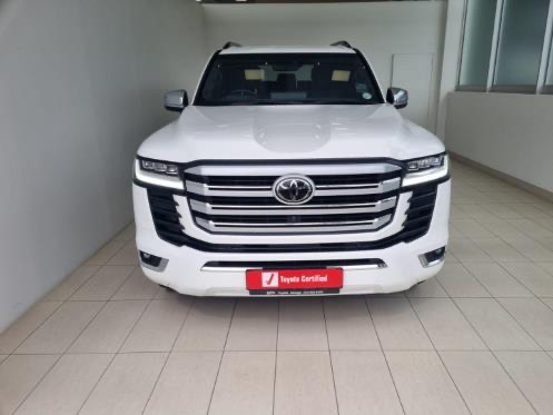 Toyota Land Cruiser 2023 - Image 12