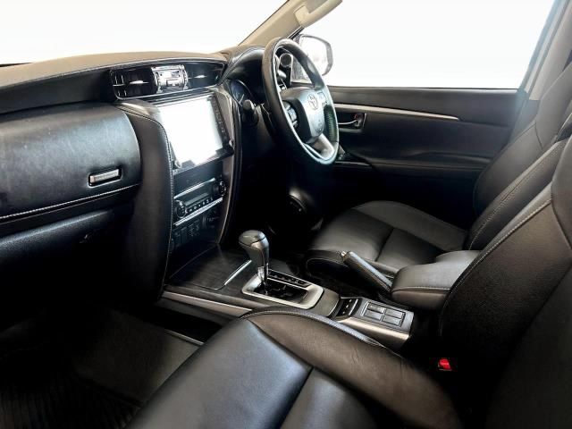 Toyota FORTUNER 2021 - Image 9