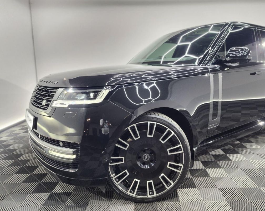 Land Rover Range Rover 2026 - Image 8