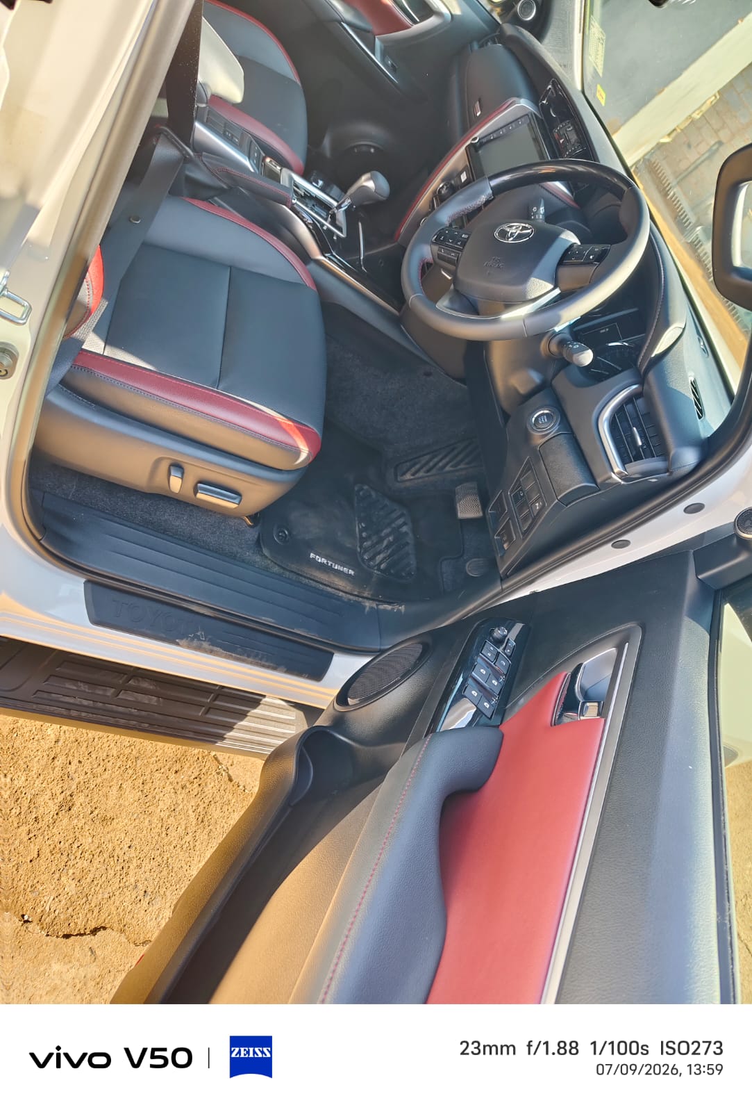 Toyota Fortuner 2026 - Image 2
